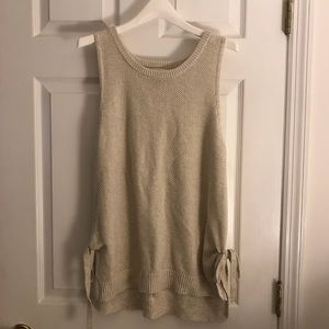 Universal thread Top
